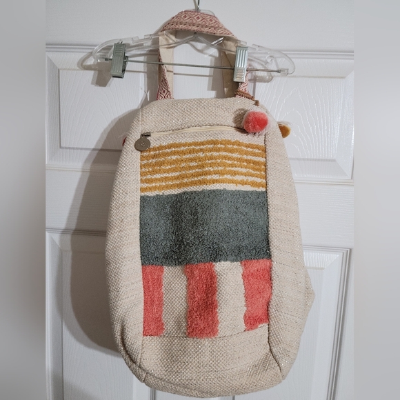 America and beyond convertible backpack tote - Picture 1 of 9